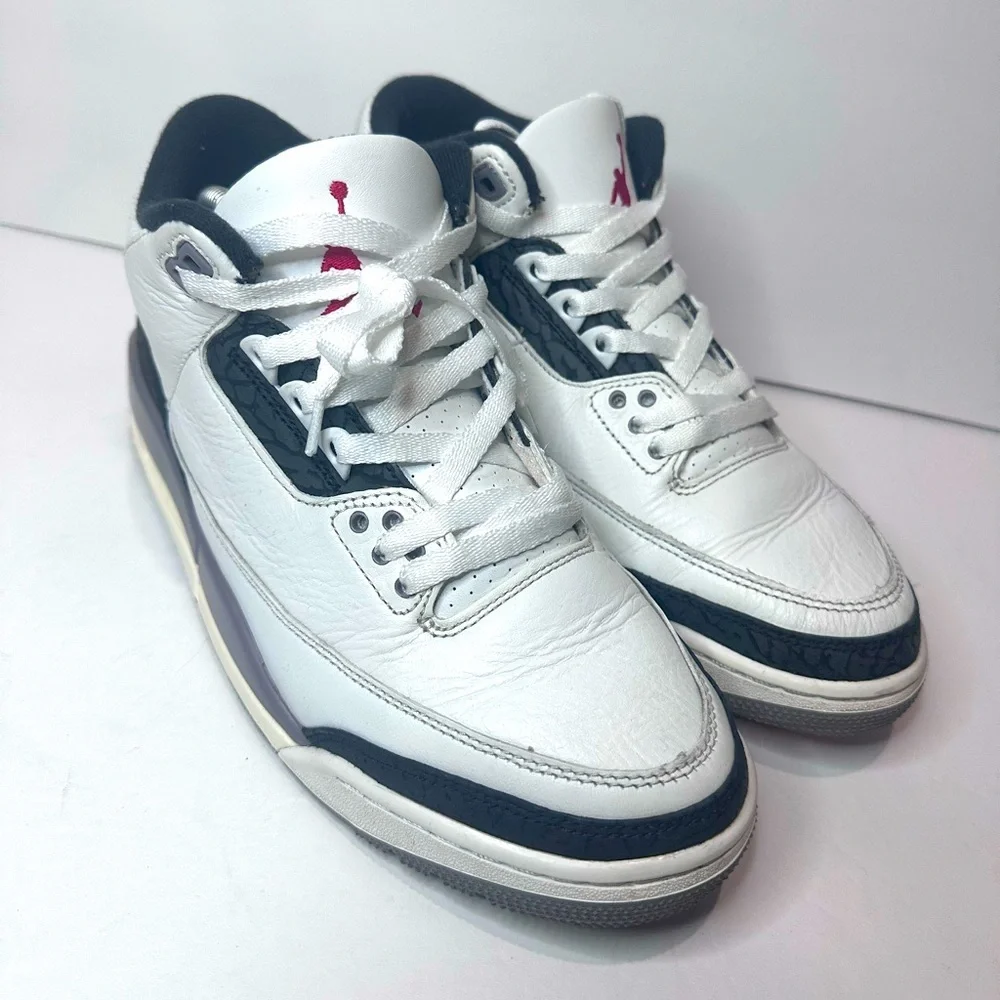 Used Men’s Jordan 3 sneakers